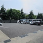 広々としたテナント専用駐車場（物件南側）
